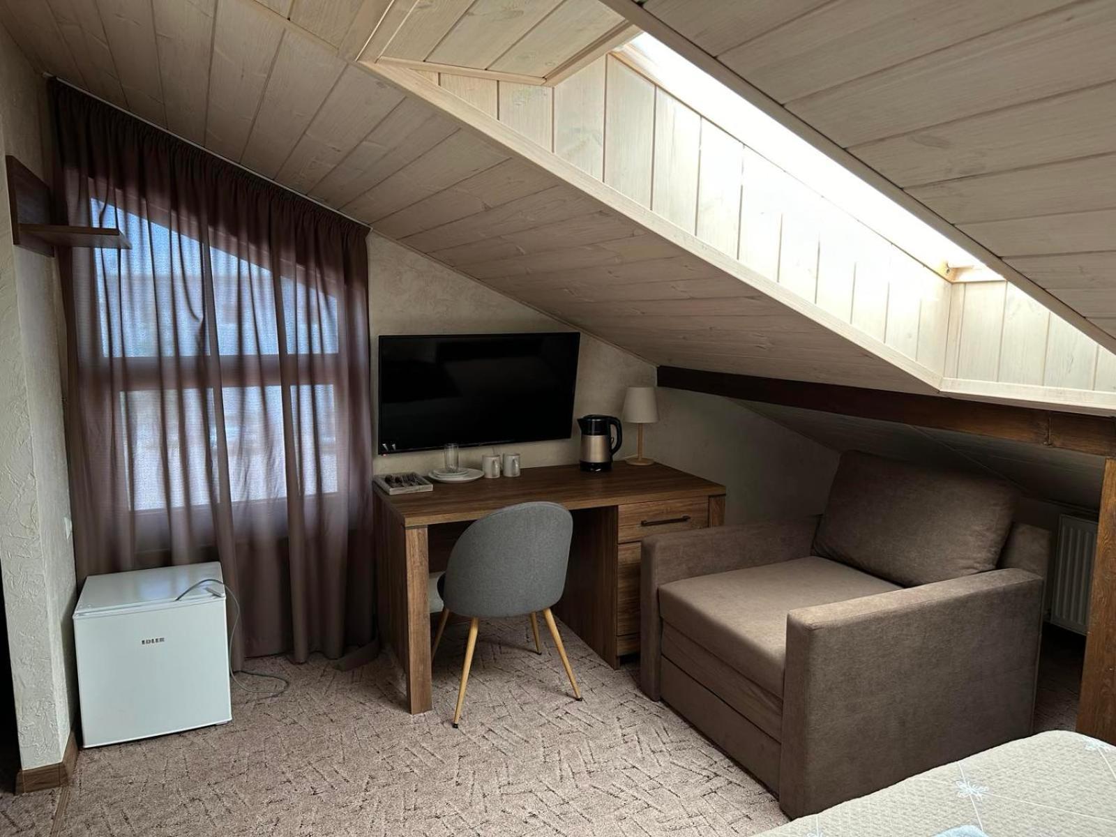 Mini Hotel On Brovarskaya Brovari Kültér fotó