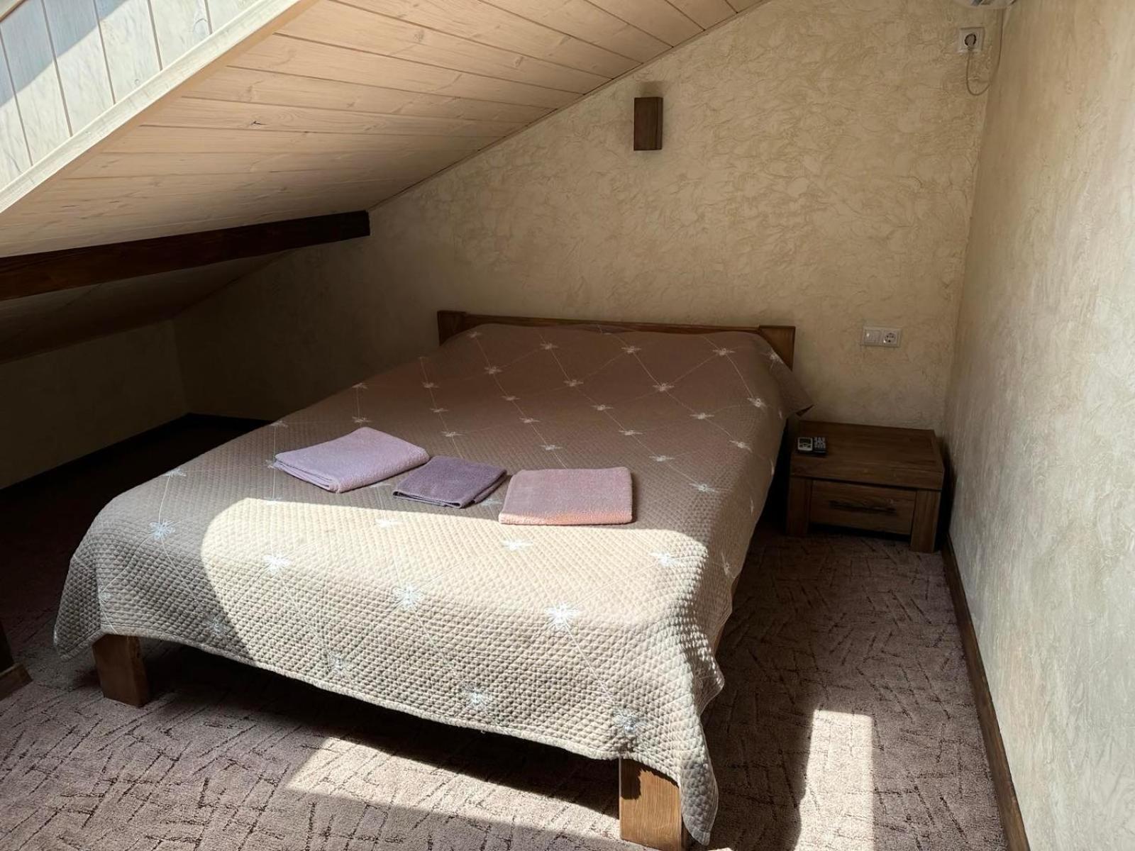 Mini Hotel On Brovarskaya Brovari Kültér fotó