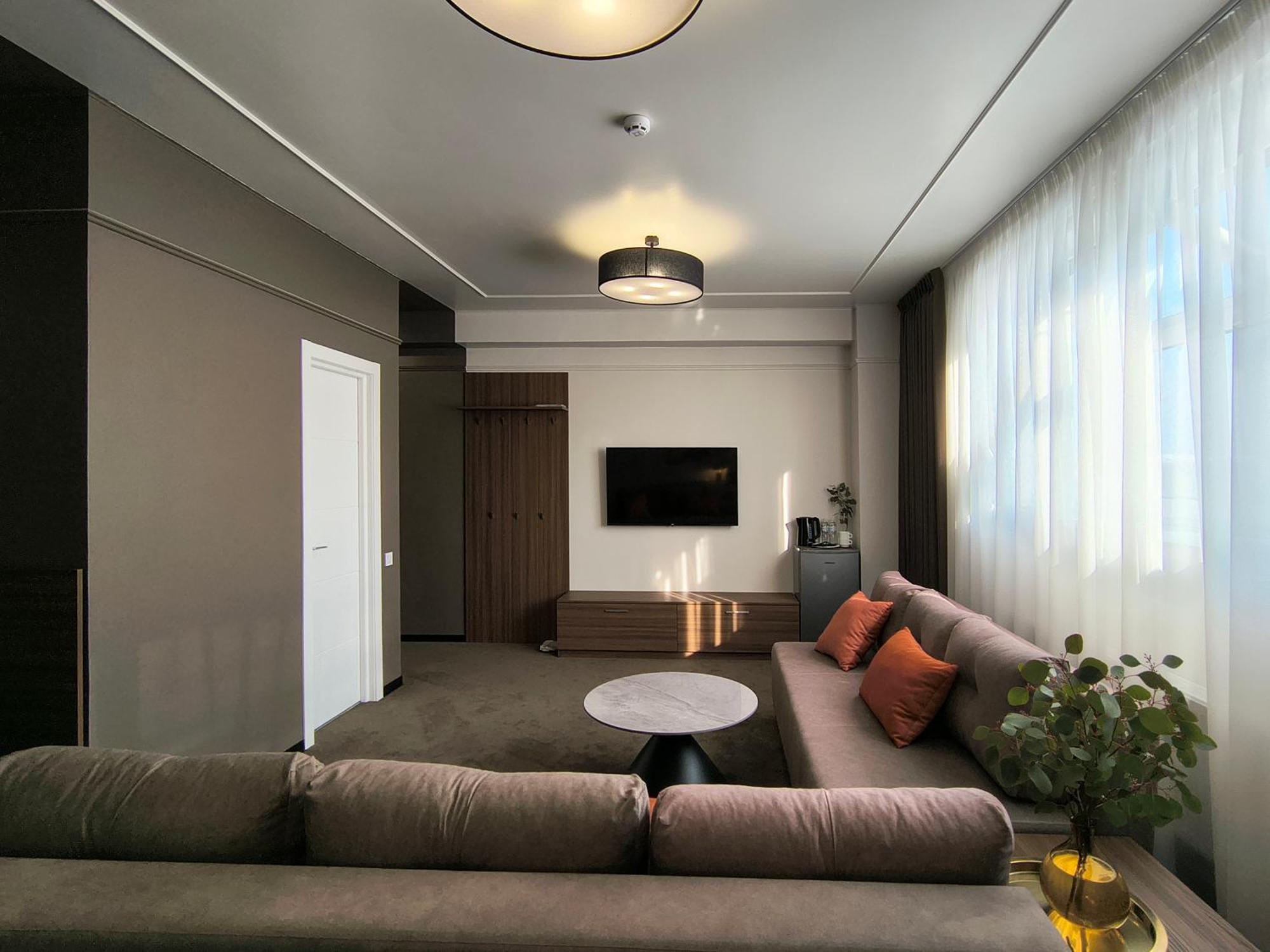 Mini Hotel On Brovarskaya Brovari Kültér fotó
