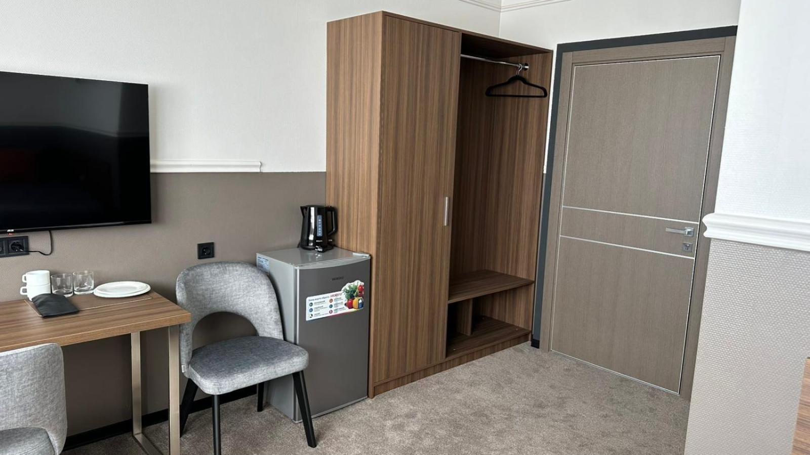 Mini Hotel On Brovarskaya Brovari Kültér fotó